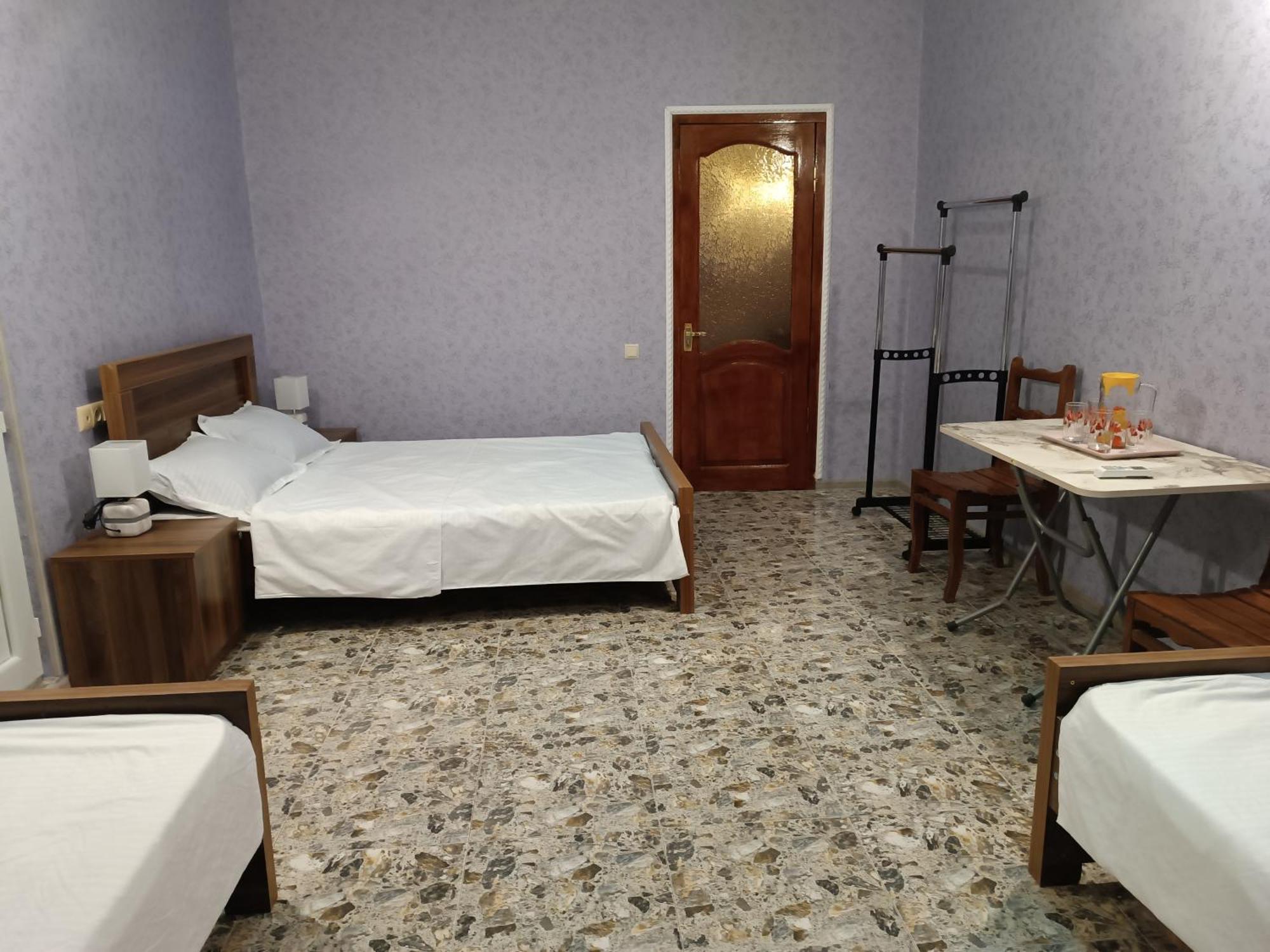 Light House Hotel Kutaisi Bagian luar foto