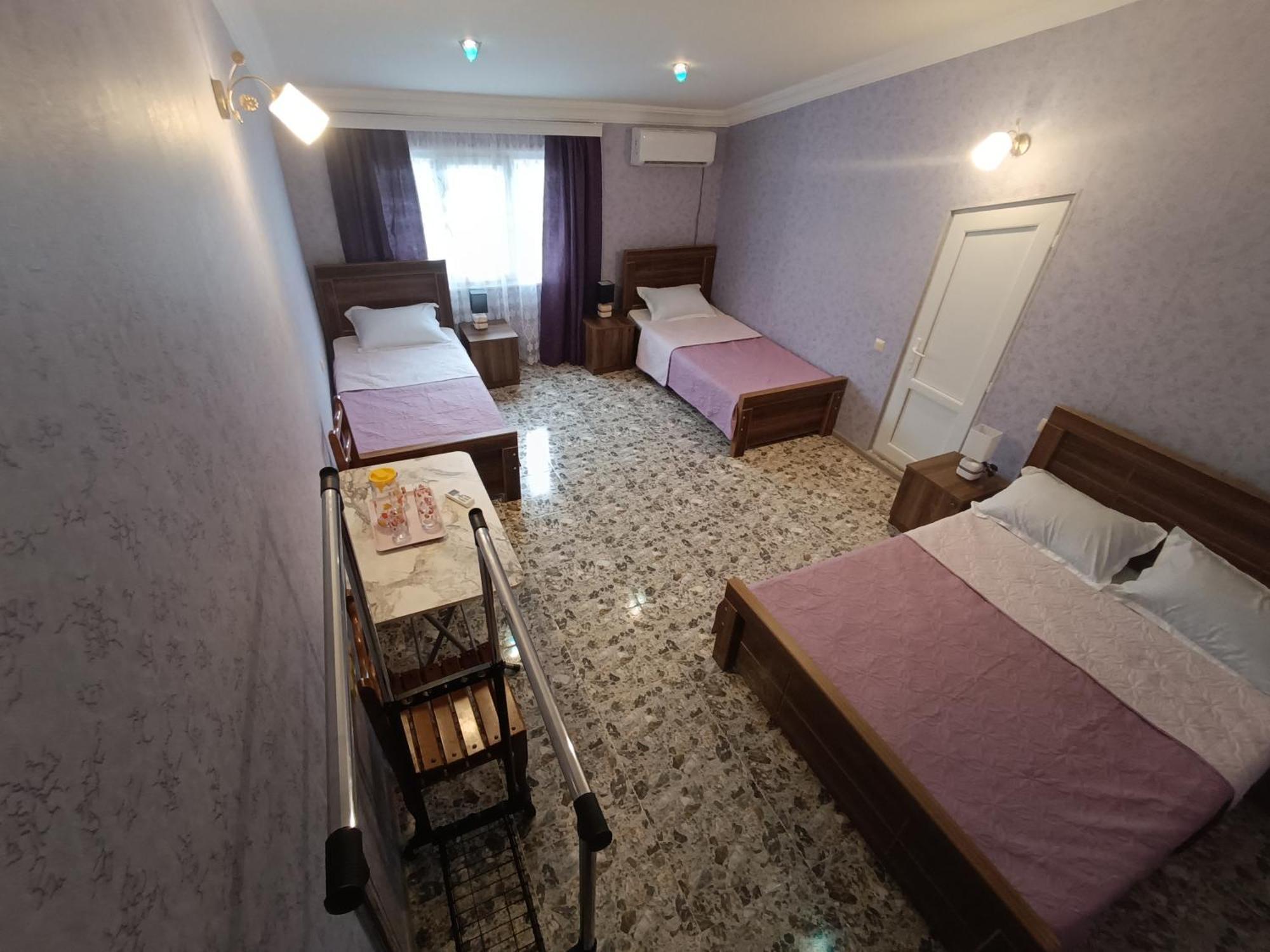 Light House Hotel Kutaisi Bagian luar foto
